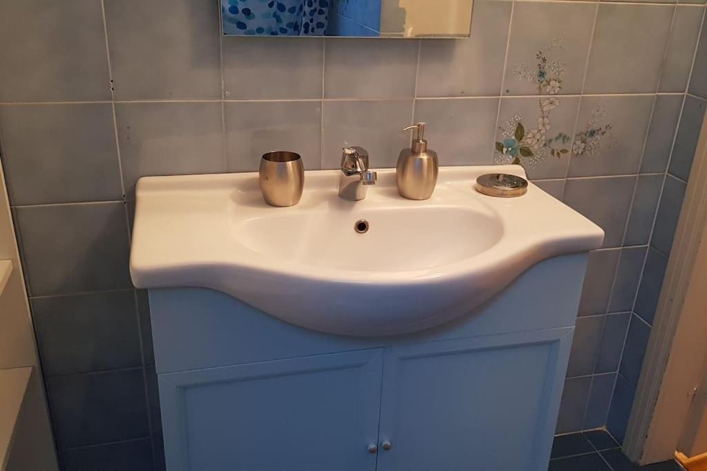 Casa Marzia - Vicino A Sant'Orsola E Centro Citta, Silenzioso E Accogliente Apartment โบโลญญา ภายนอก รูปภาพ