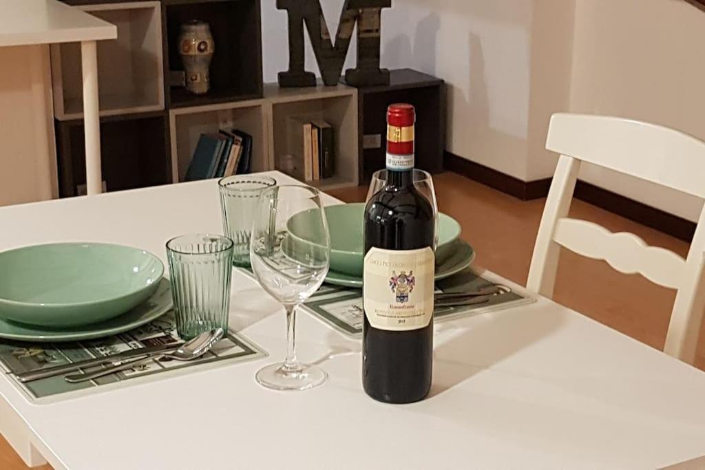 Casa Marzia - Vicino A Sant'Orsola E Centro Citta, Silenzioso E Accogliente Apartment โบโลญญา ภายนอก รูปภาพ
